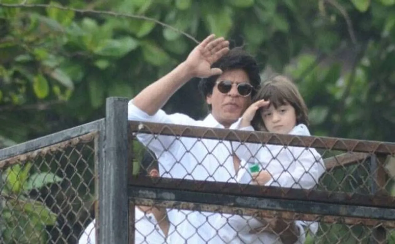 SRK's son AbRam gives a special gift to siblings Aryan, Suhana on Children's Day (watch video)