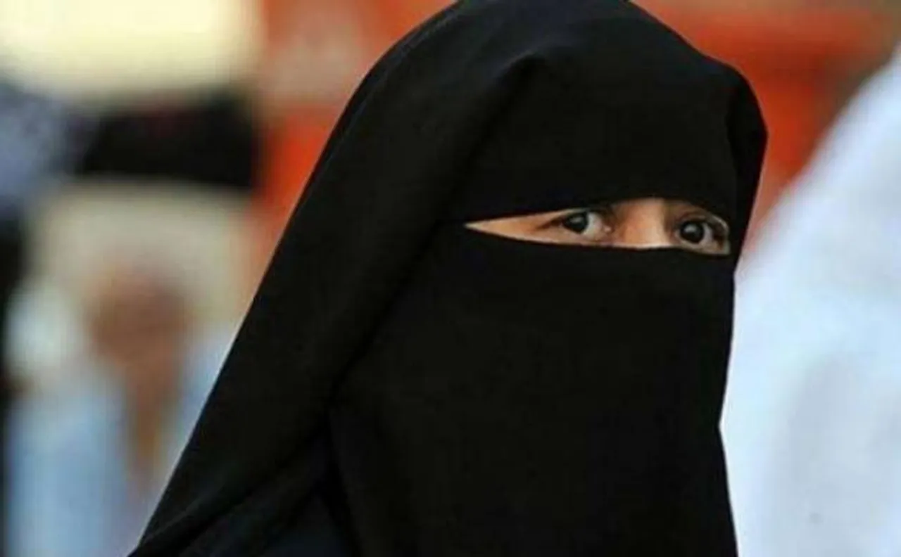 Mumbai ex-model alleges husband forcing her to convert to Islam