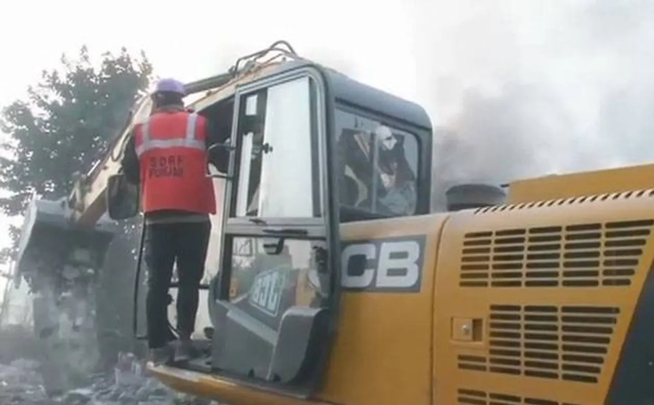 Ludhiana: Fire breaks out in plastic factory, death toll rises to 10