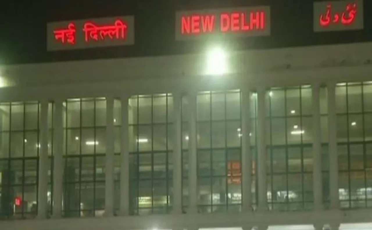 Delhi: 30 trains delayed, 4 rescheduled and 1 cancelled due to fog