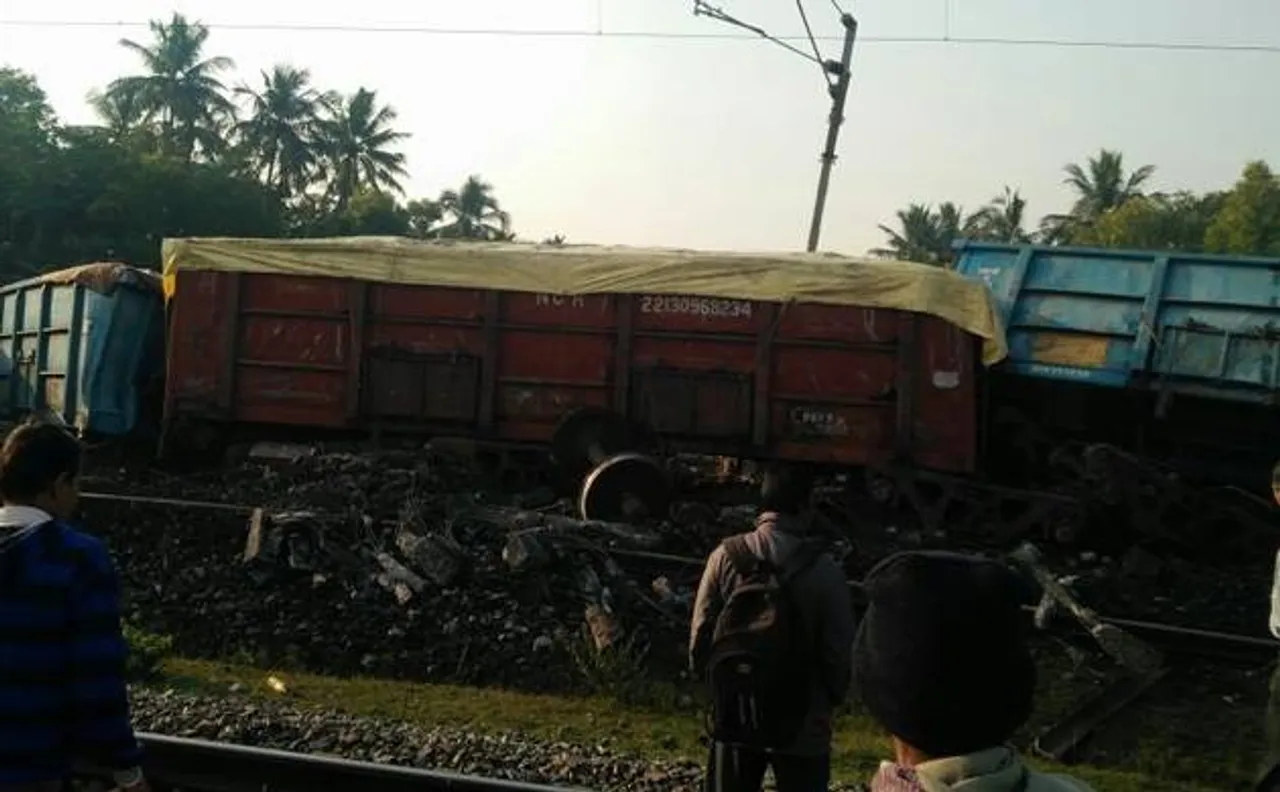 Goods train derails in Odisha, no casualty reported