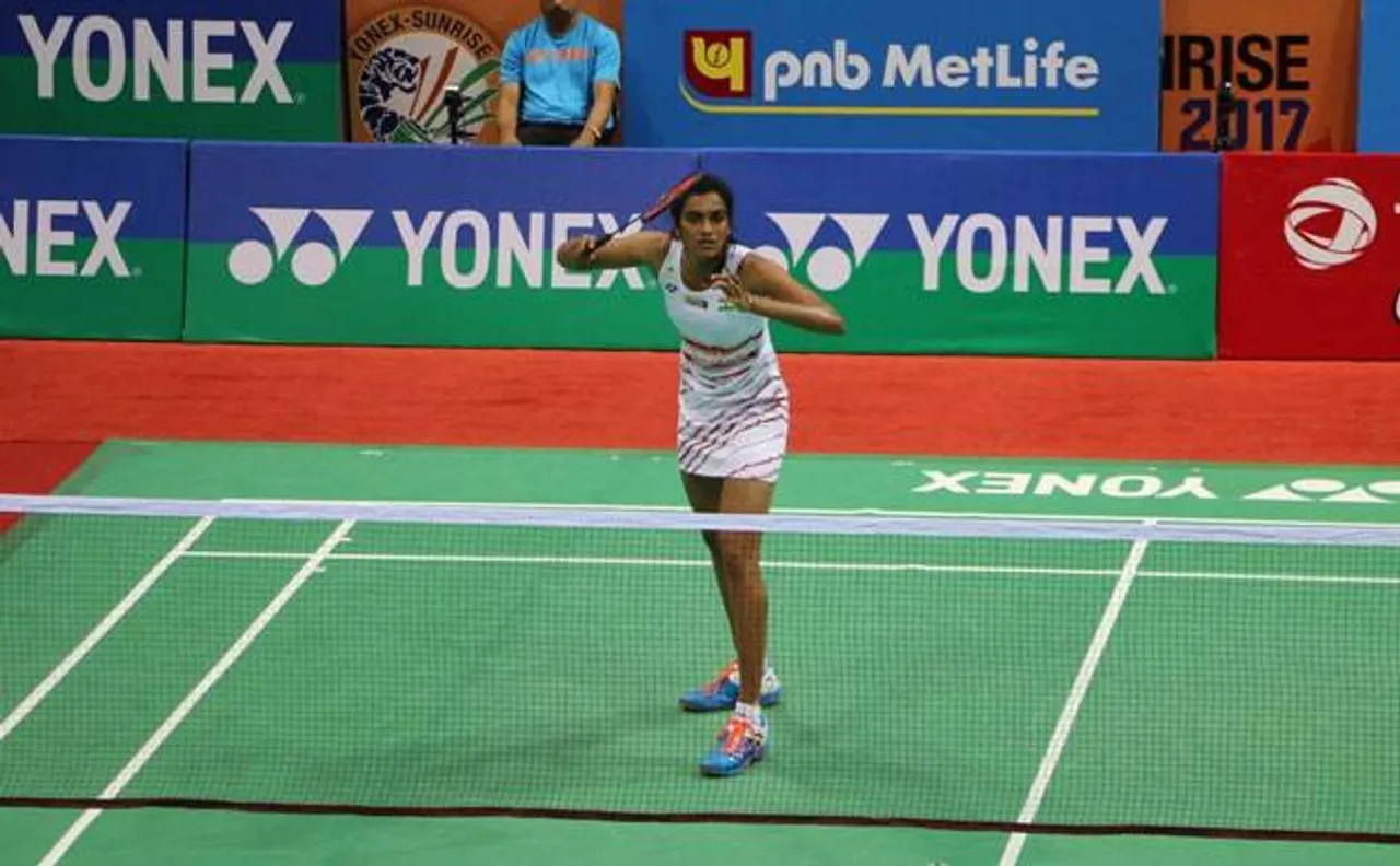 Hong Kong Open: PV Sindhu beats Thailandâ€™s Ratchanok Intanon in straight games, enters finals