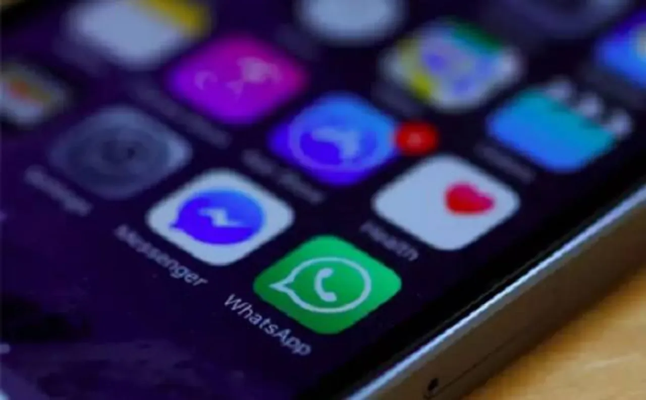 WhatsApp update for iPhone allows users to watch YouTube videos with Picture-in-Picture mode