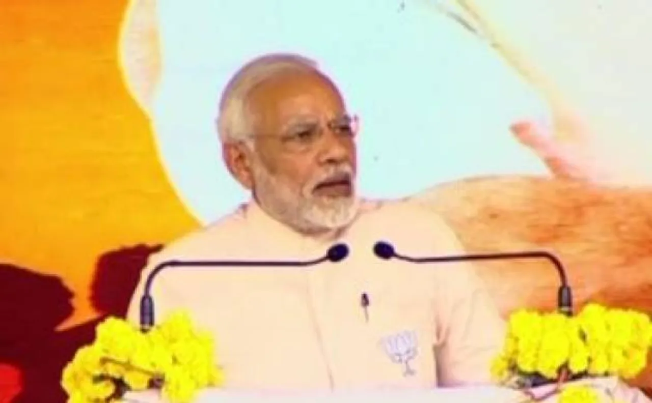 Live | Gujarat polls 2017 | PM Modi in Valsad: I congratulate the Congress on their 'Aurangzeb Raj'