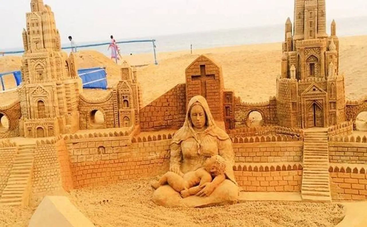 Sand artist Sudarshan Pattnaik attacked at Konark festival, hospitalised