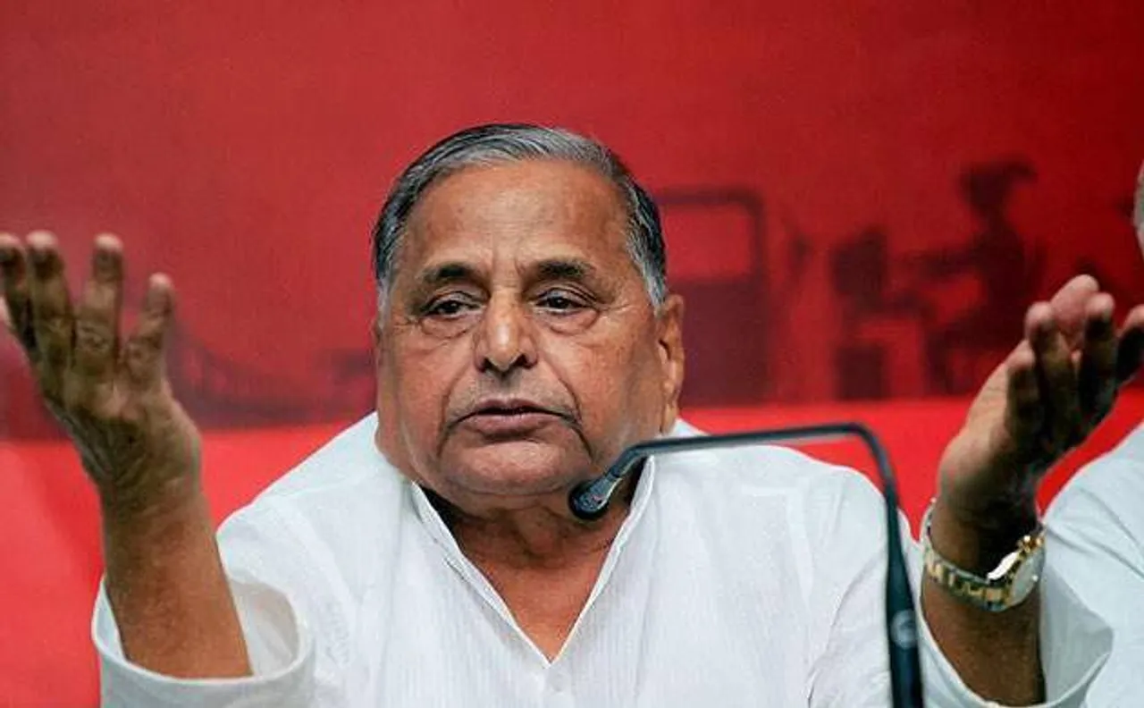 Mulayam Singh Yadav says Mani Shankar Aiyar should be expelled from party for 'neech' remark