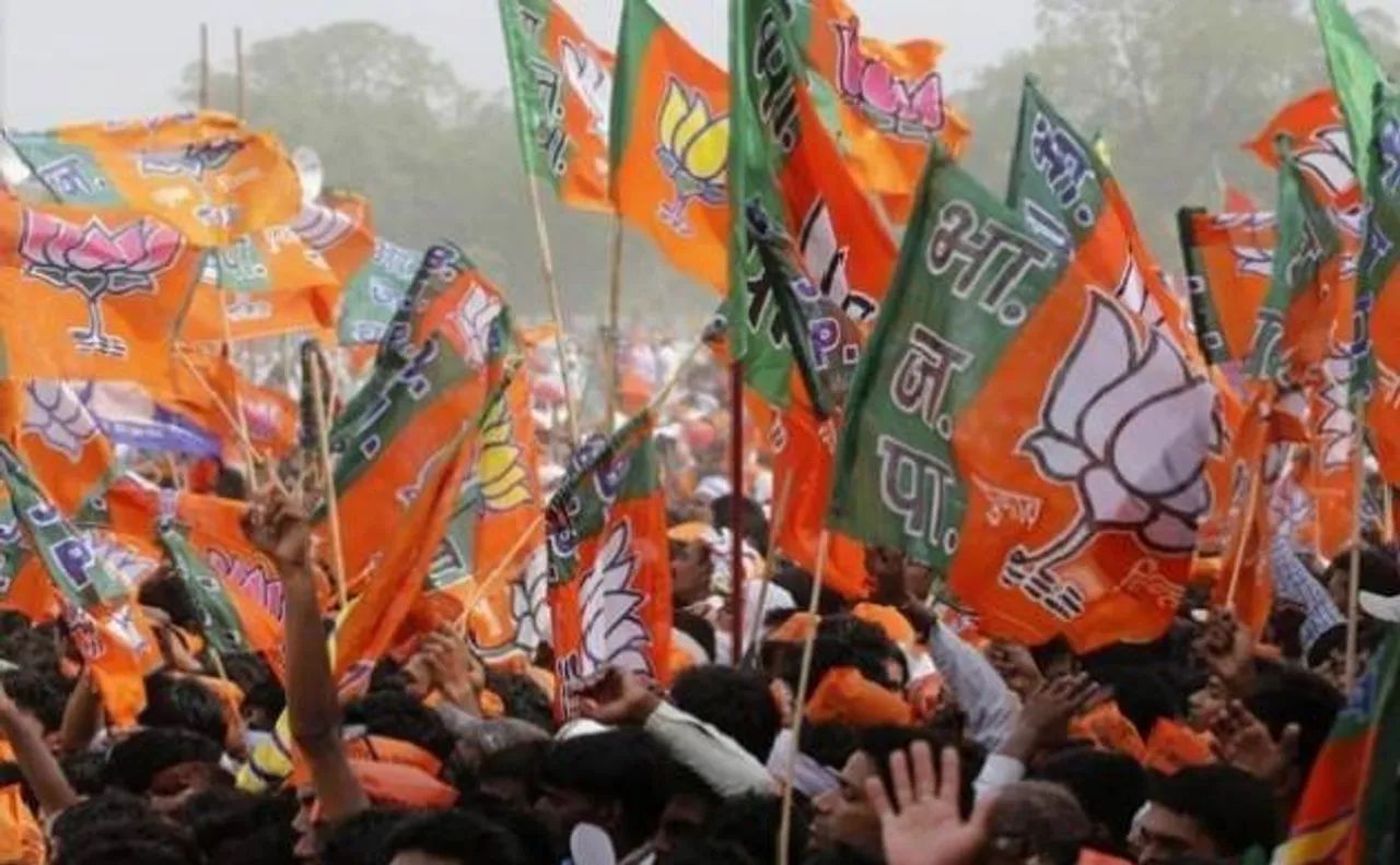 Exit polls predict BJP win in Gujarat, Himachal Pradesh