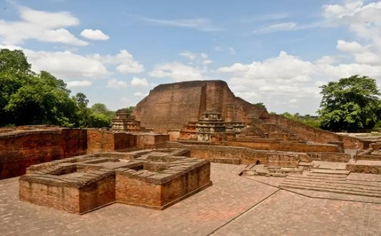 Samsung India, UNESCO partner to launch virtual reality content, videos on Indian heritage sites 