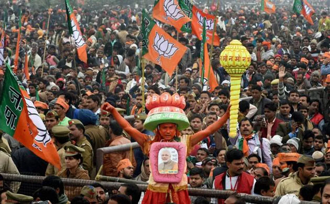 BJP juggernaut rolls on in Gujarat, tramples Congress in HP