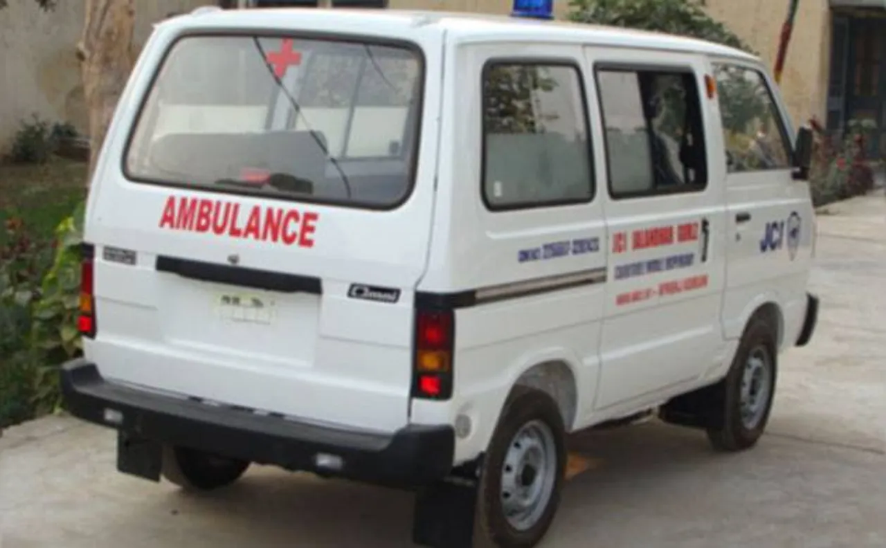 Chennai man drops injured friend to hospital in Audi, drives back home an ambulance