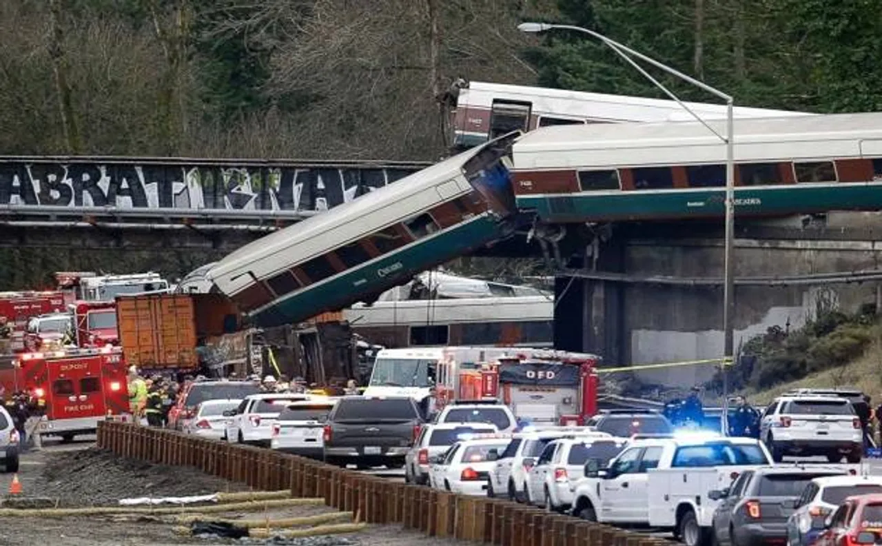 Amtrak train hurtles off overpass; at least 6 people killed