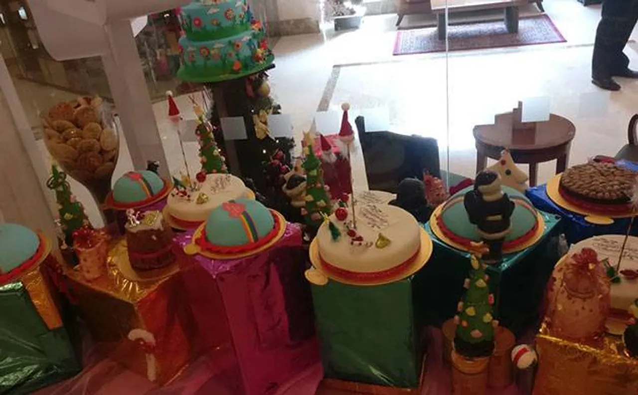 Bengaluru lends support to LGBT community with Rainbow Christmas cake 