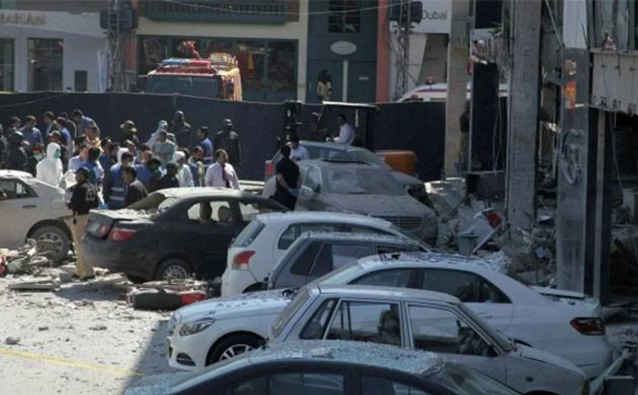 Bomb blast kills 3 soldiers in Pakistan