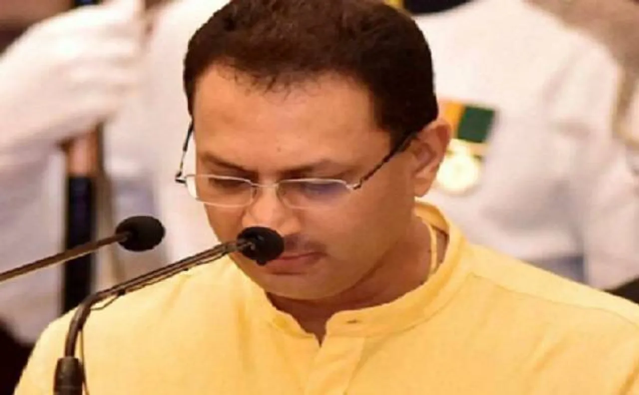Ex-panchayat member announces Rs 1 cr bounty for cutting Ananth Kumar Hegde's tongue