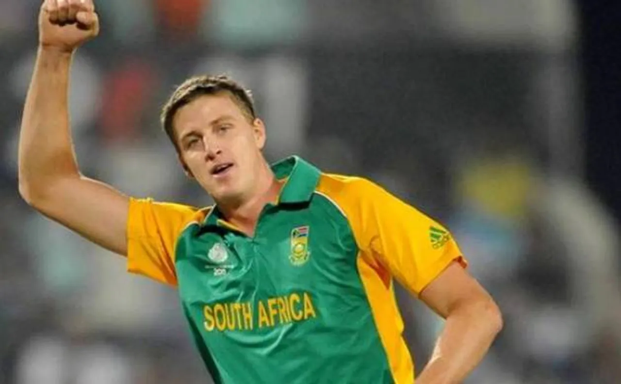 Morkel's fiery spell helps South Africa take command in day-night Test against Zimbabwe