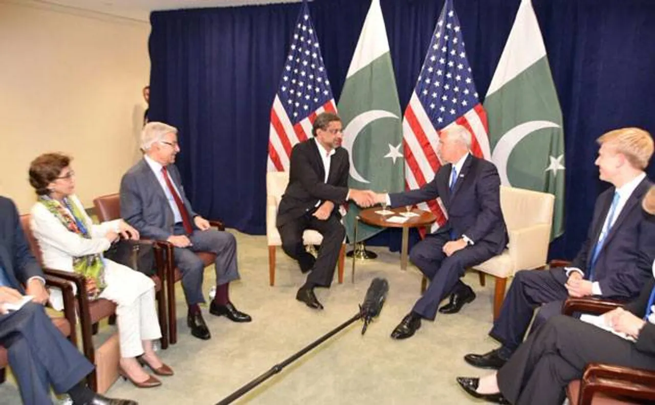 Pakistan Foreign Minister meets Prime Minister Abbasi after Trumpâ€™s barb