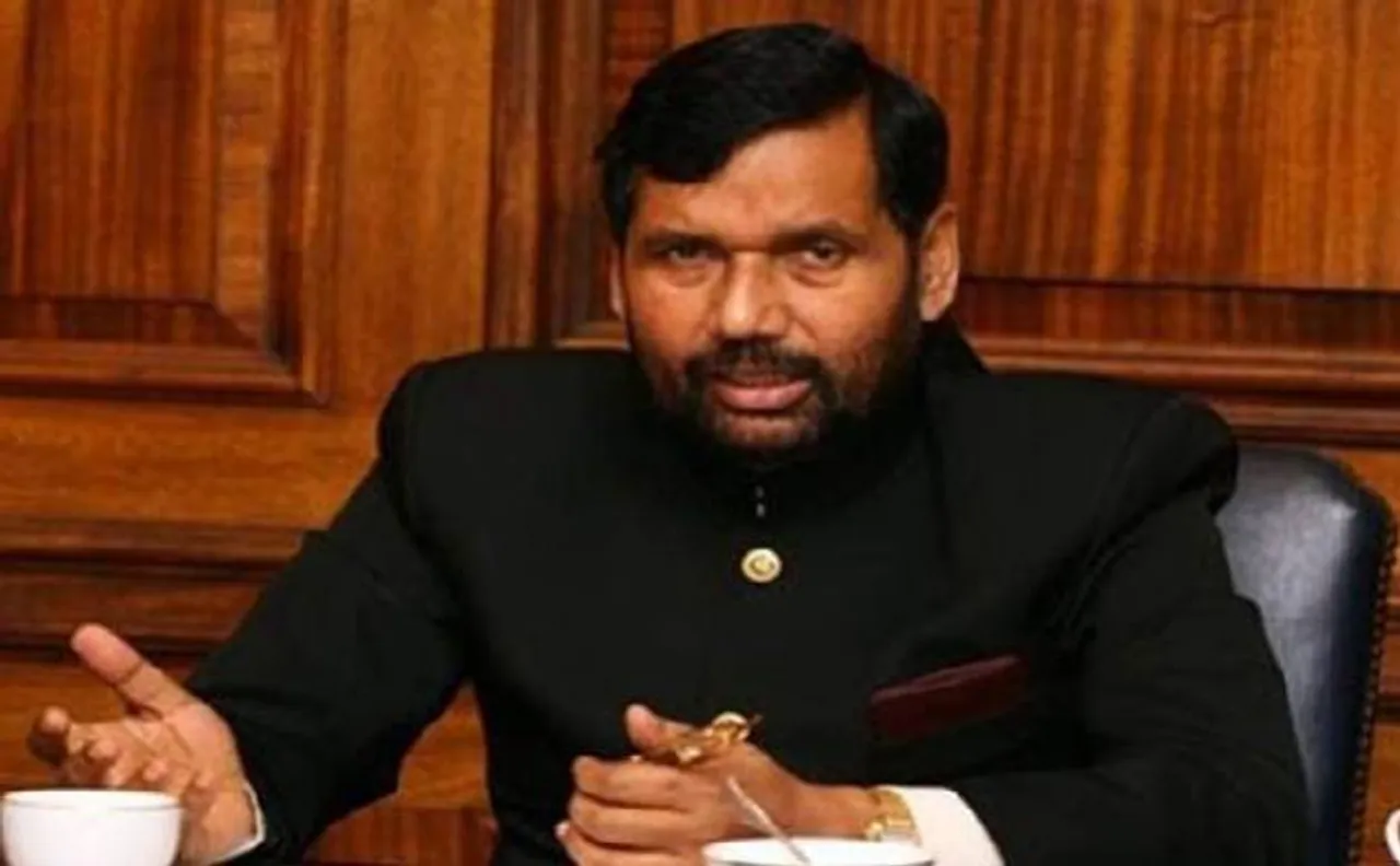 Ram Vilas Paswan seeks time-bound inquiry, strict action in Maharashtra violence