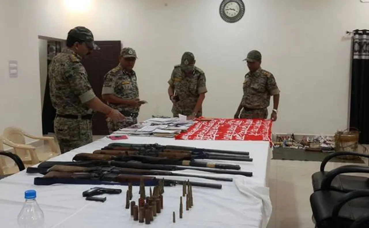 Chhattisgarh: Seven Naxals held in Sukma district