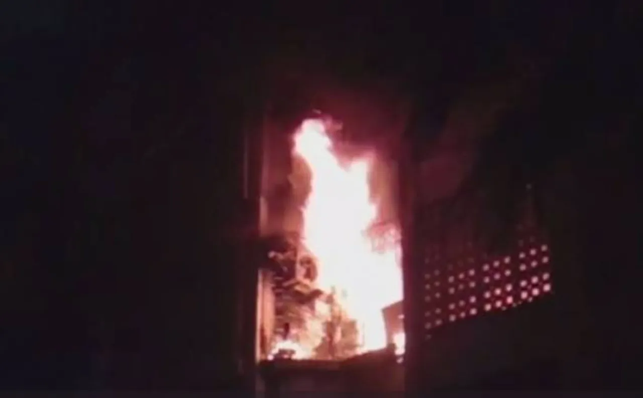 Video | Fire at Maimoom building in Mumbai leaves 4 dead, several injured