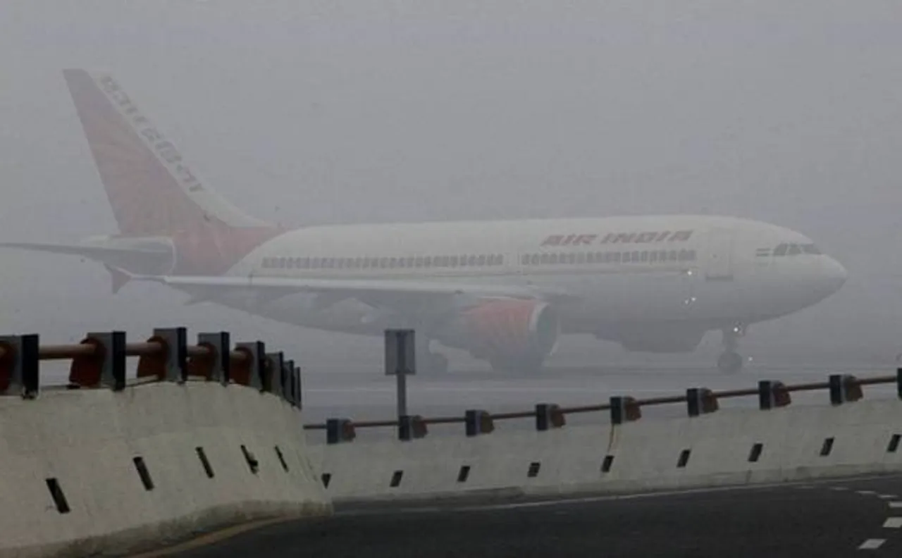 Airlines seek better fog prediction mechanism for flight operations during winter