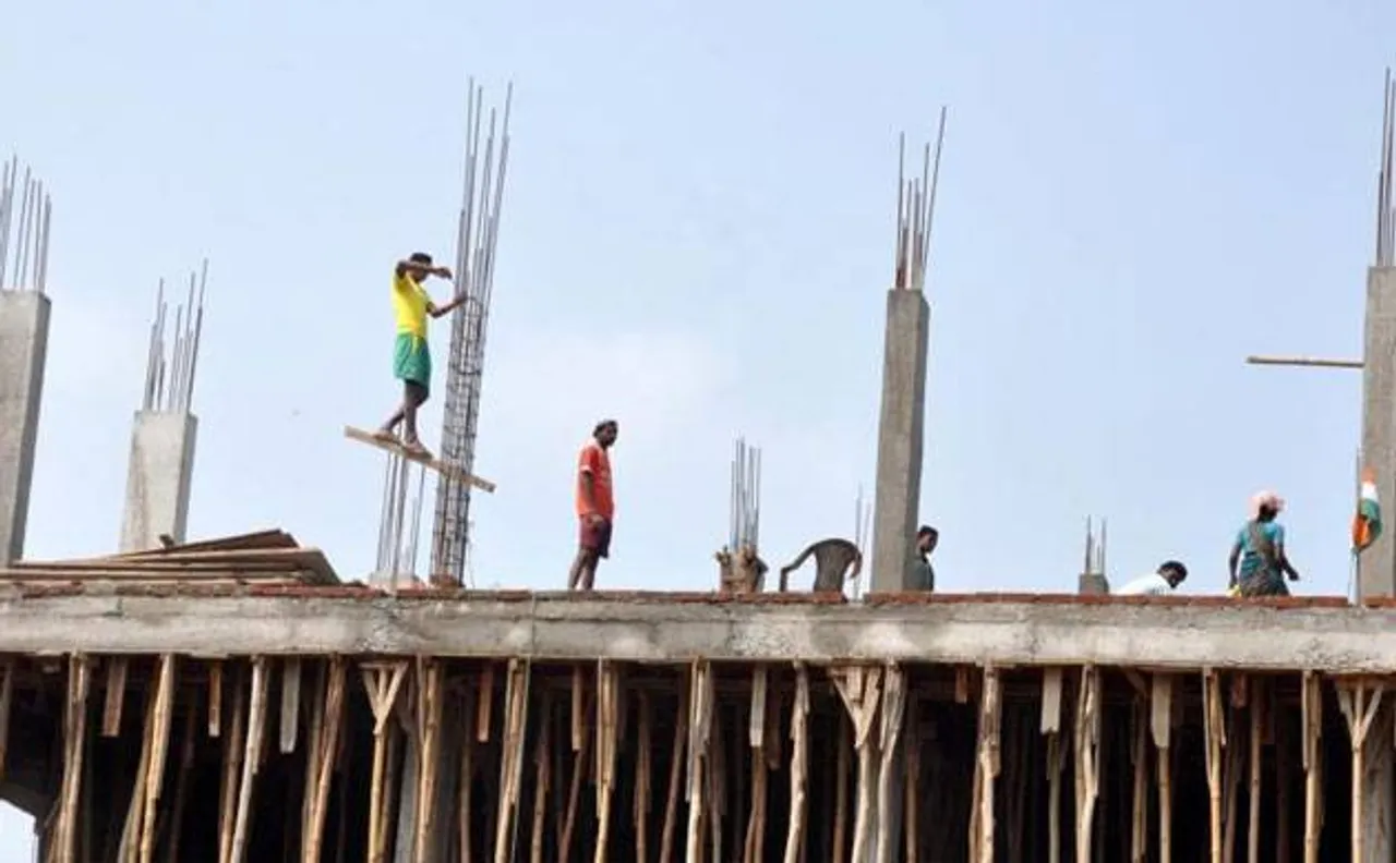 GDP growth expected at four-year low of 6.5% in 2017-18: Govt