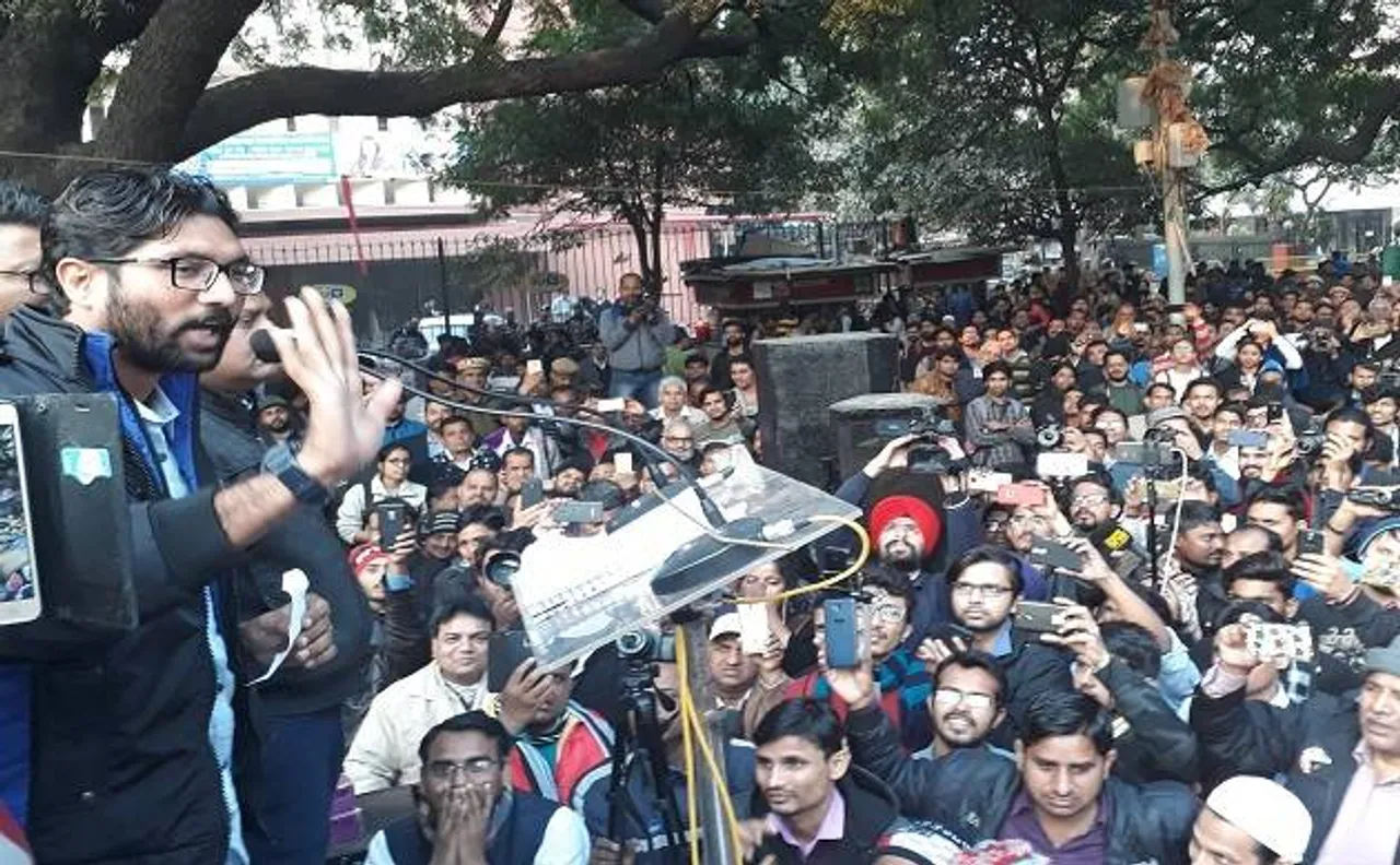 At â€˜Yuva Hunkarâ€™ rally, Mevani blasts PM Modi for staying silent on Bhima-Koregaon