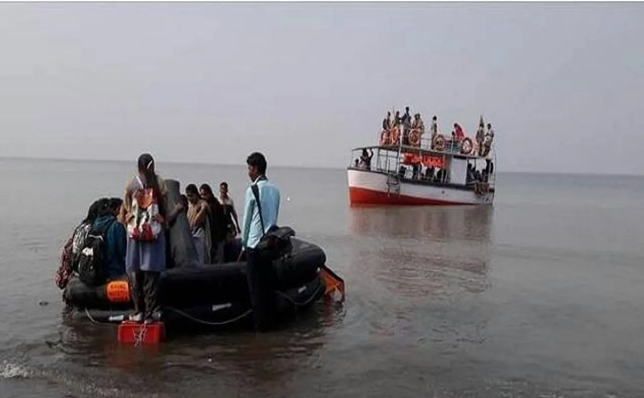 4 children killed as boat with 40 students capsizes in Maharashtra coast, 32 rescued