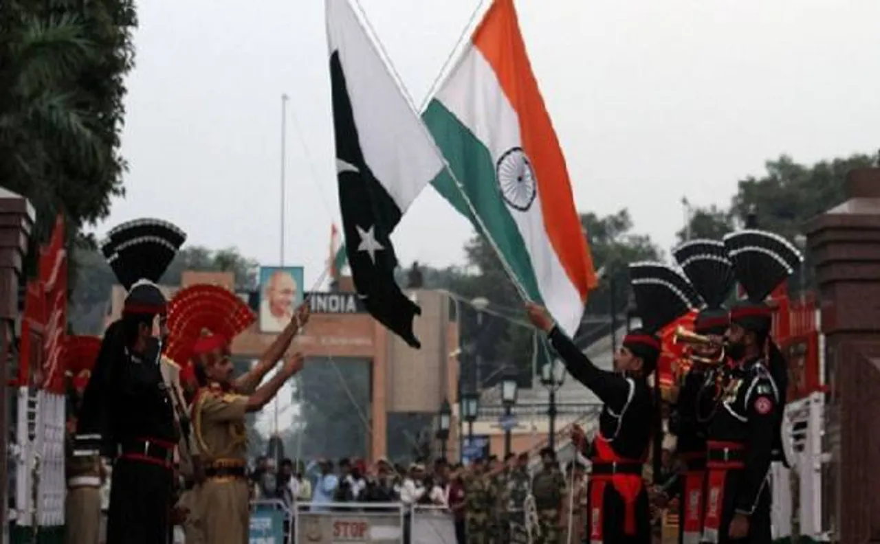  Pakistan defence minister says US trying to convince Islamabad that India is not a threat