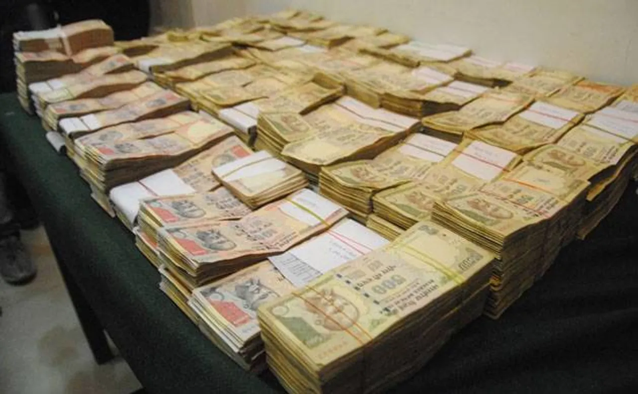 WATCH | UP Police and NIA unearth old currency worth Rs 90 crore from Kanpur