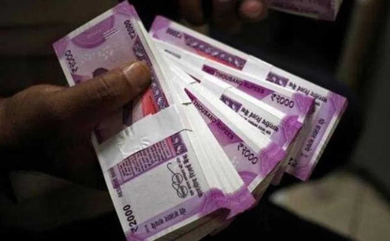 Rupee continues good run, gains another 16 paise Vs dollar