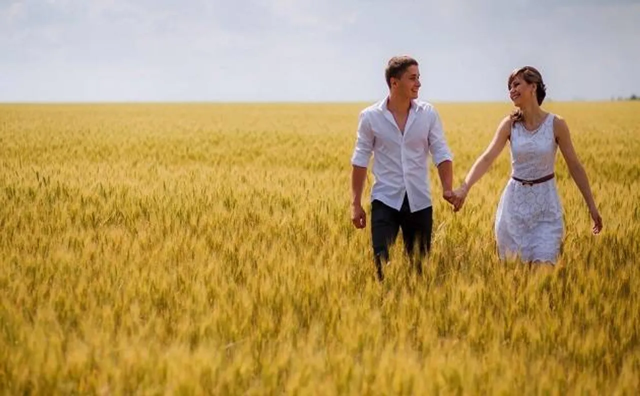 Study reveals why people feel attracted to their opposite sex! 