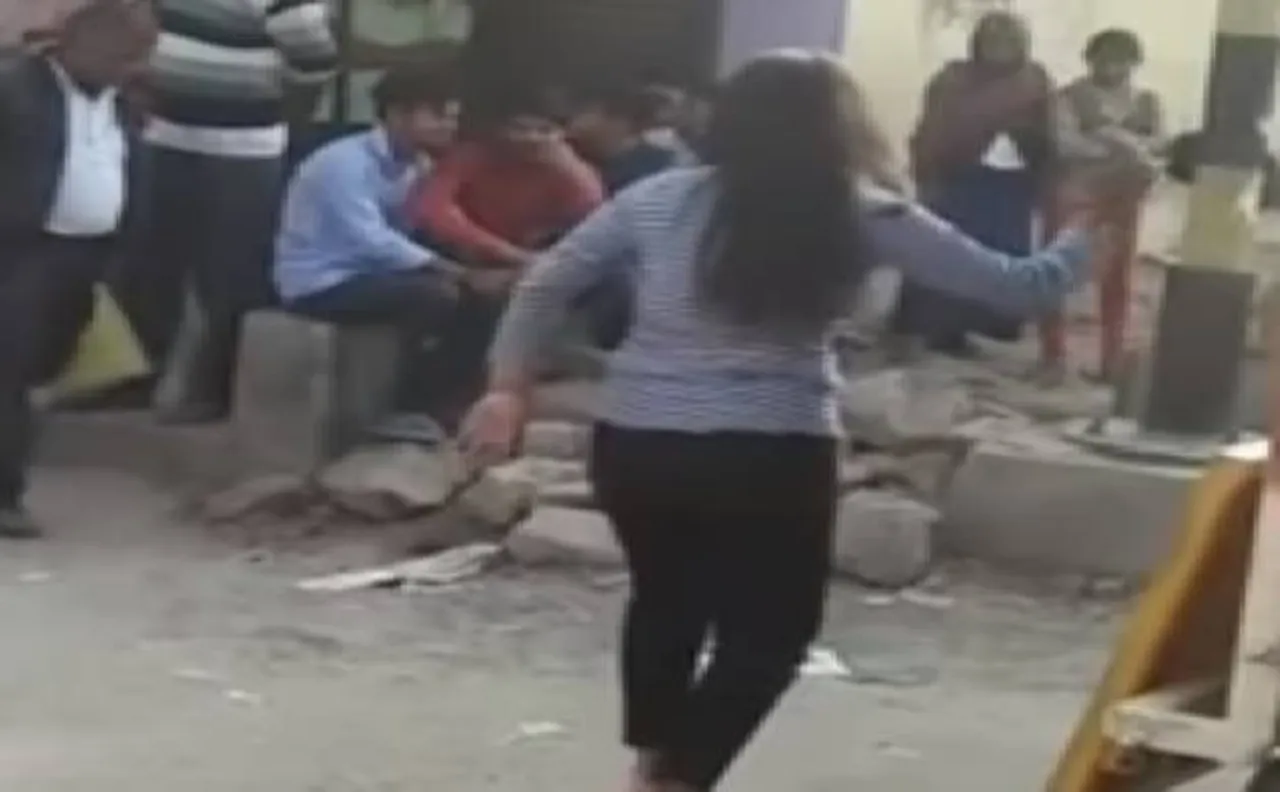 Watch Video | Girl dances, celebrates in front of boyfriendâ€™s house after break-up in Gurgaon