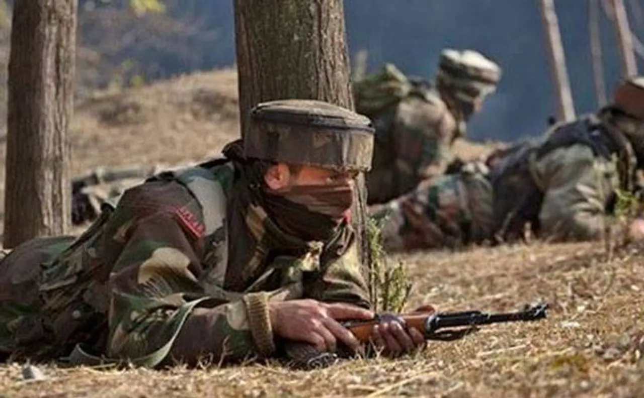 2 CRPF personnel among 4 injured in grenade attack in Pulwama