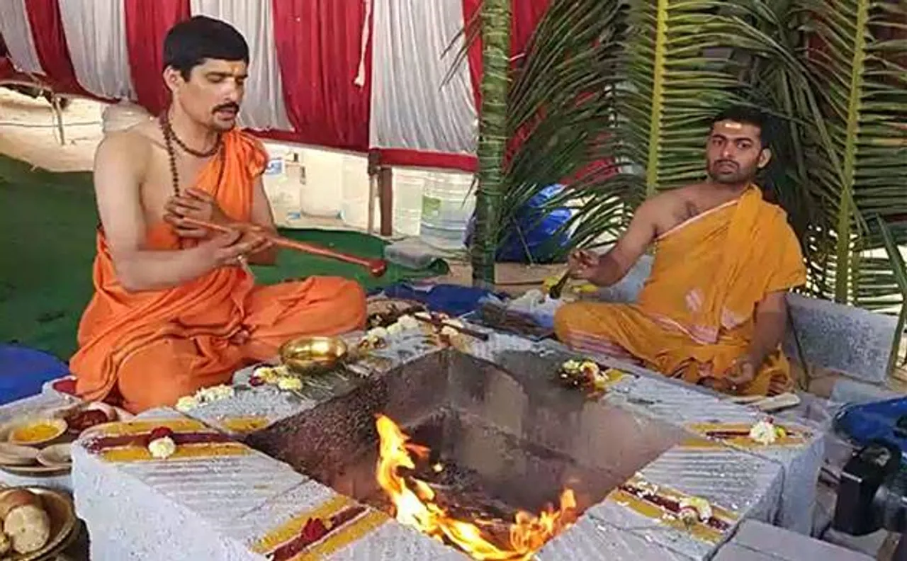 Karnataka BJP organises Gau Raksha Asthayama Yagna ahead of polls