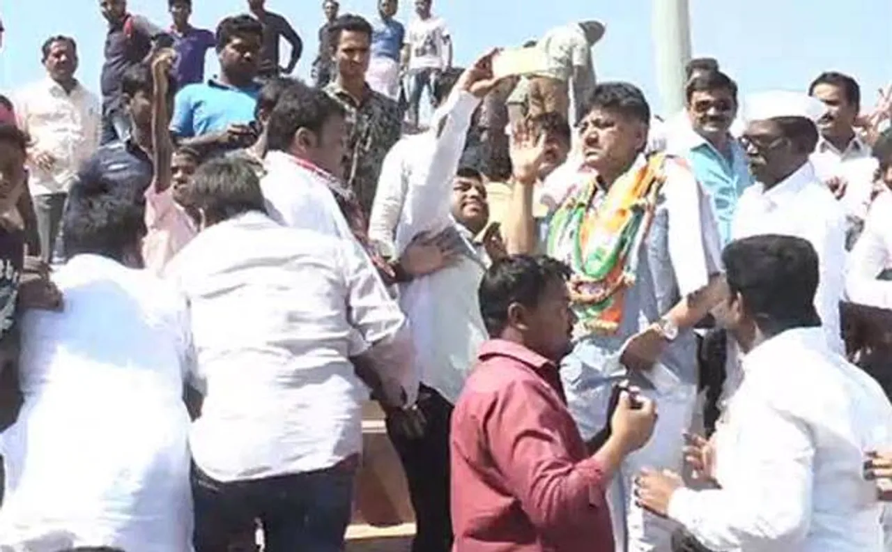 WATCH | Karnataka Minister hits man who wanted a selfie