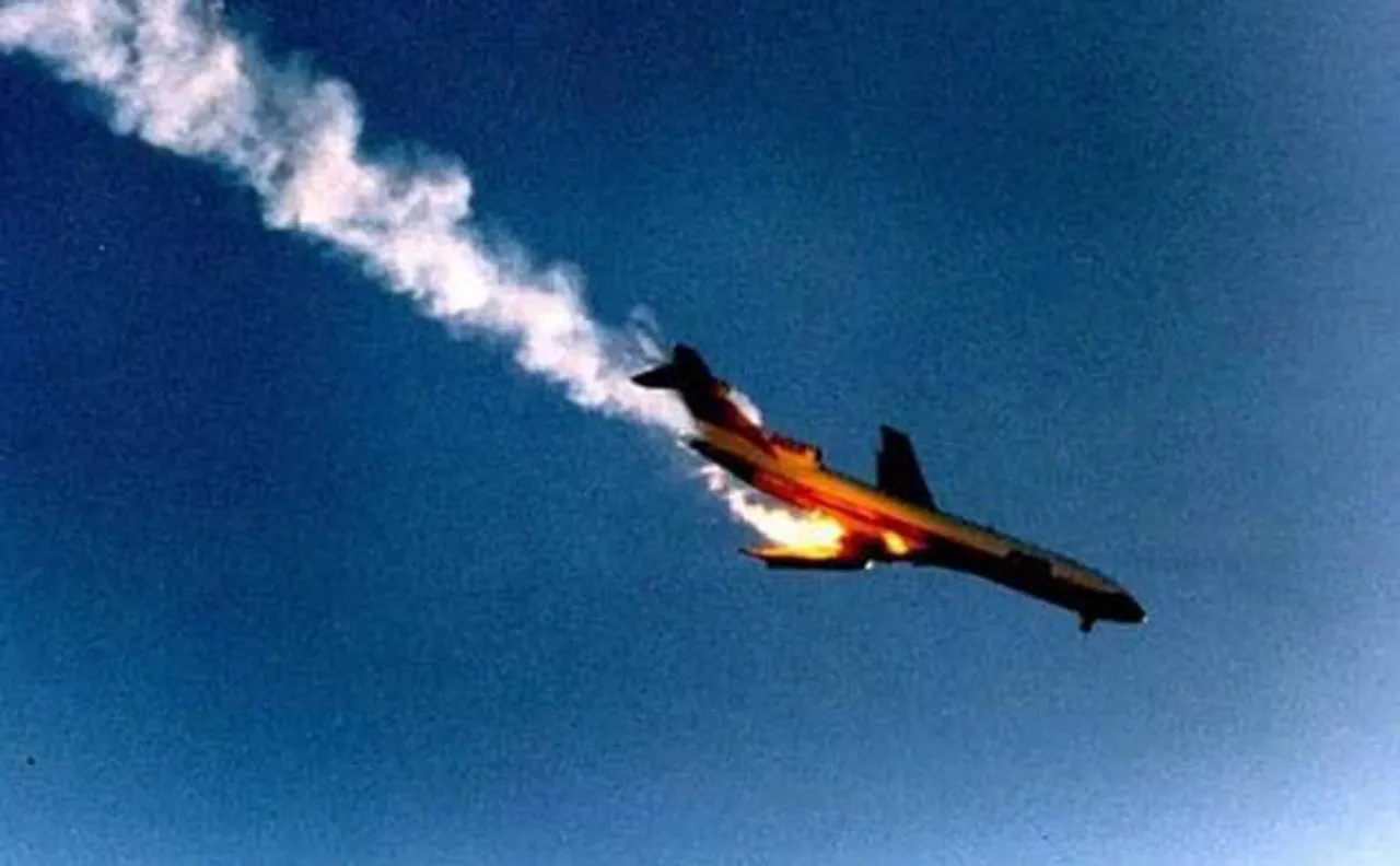 Russian plane crashes outside Moscow, 71 people on board dead