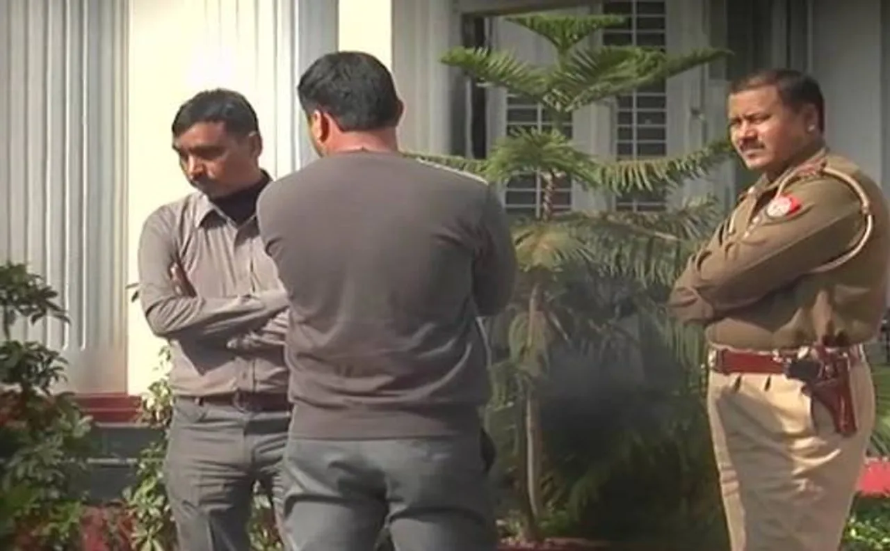  ED registers case against Rotomac Pens owner in Rs 800 Cr bank fraud case