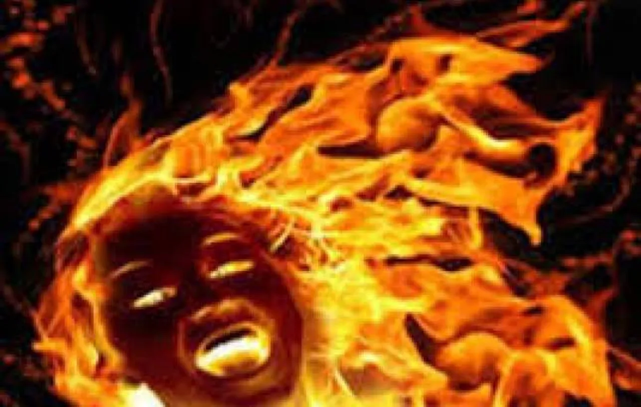  18-year old fully burnt alive by unidentified miscreants in Uttar Pradesh's Unnao