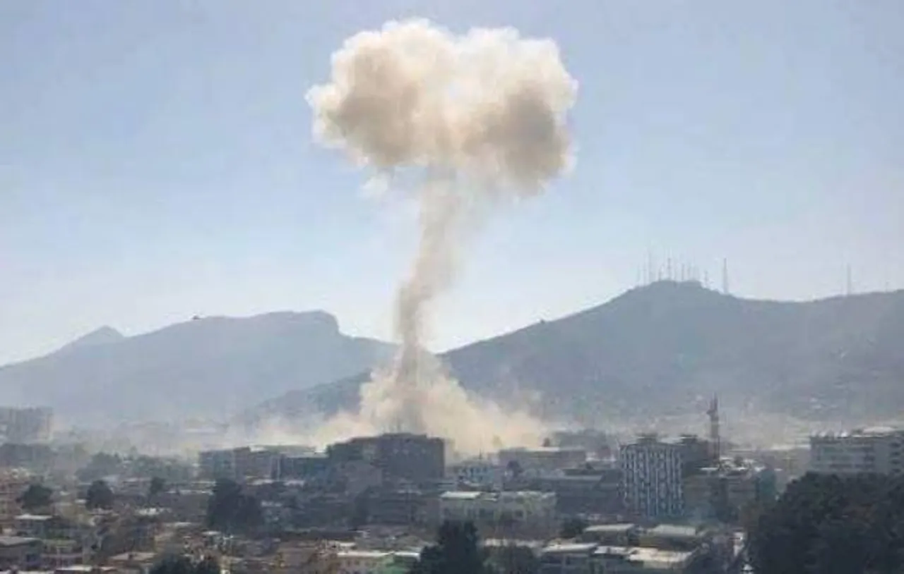 Suicide bomber in Kabul kills one, injures six