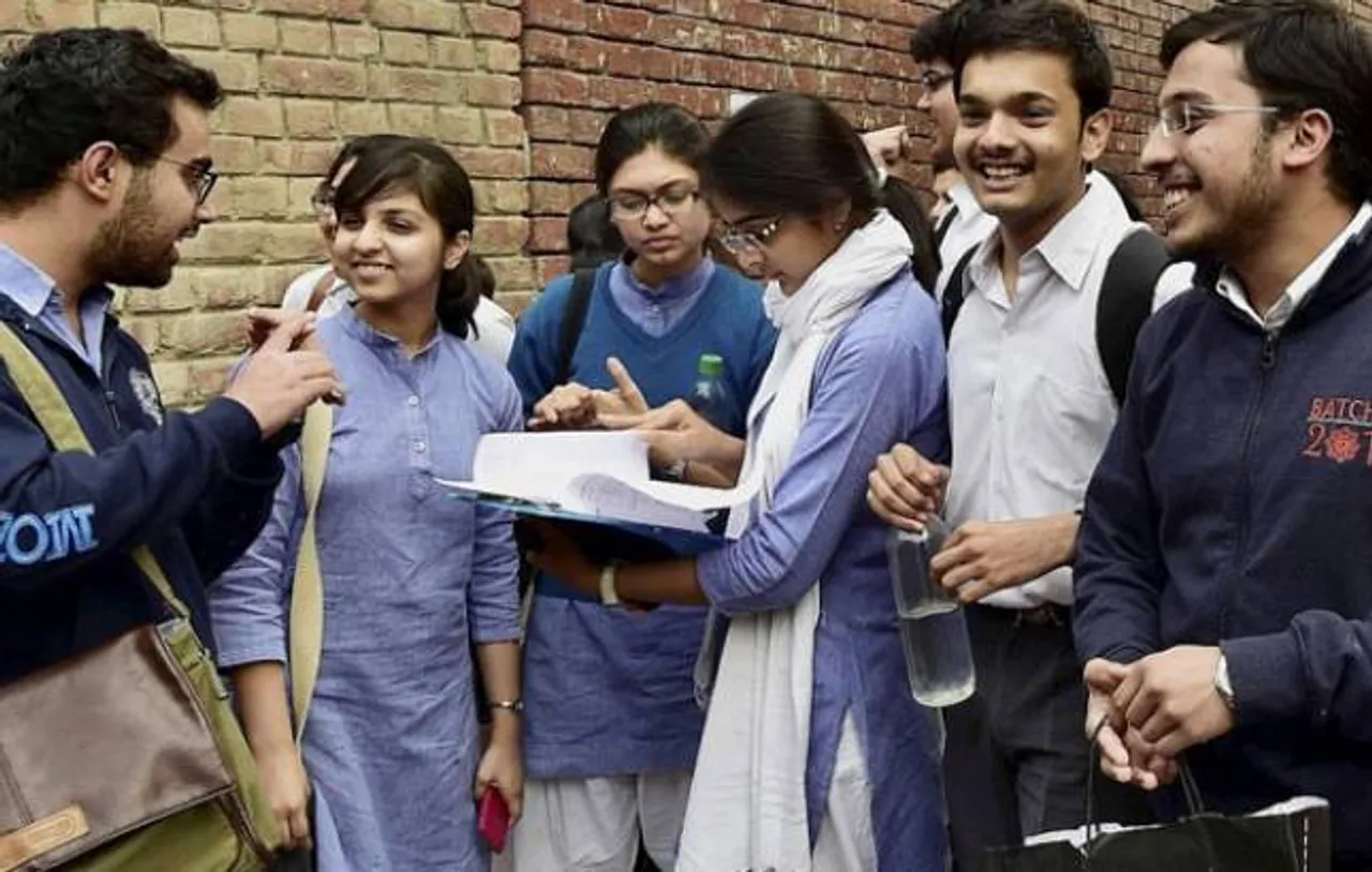 CBSE releases important notice, orders schools not to withhold admit cards