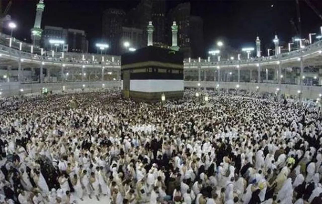 Govt announces reduction in airfare for Haj