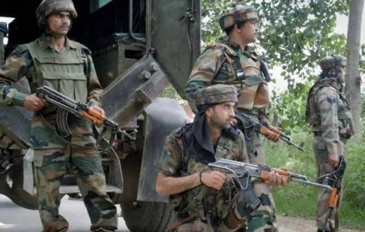 Indian Army kills two Pakistani soldiers in retaliatory firing along LoC in Poonch district