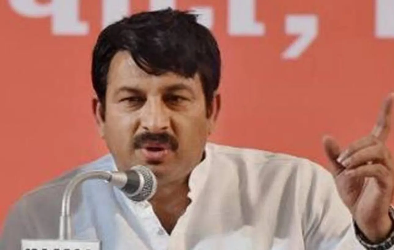 Delhi BJP chief Manoj Tiwari meets agitating SSC candidates, assures them help