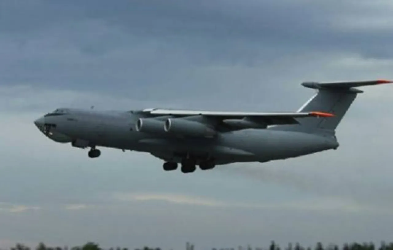 Russian plane carrying 32 people on board crashes in Syria, no one survives