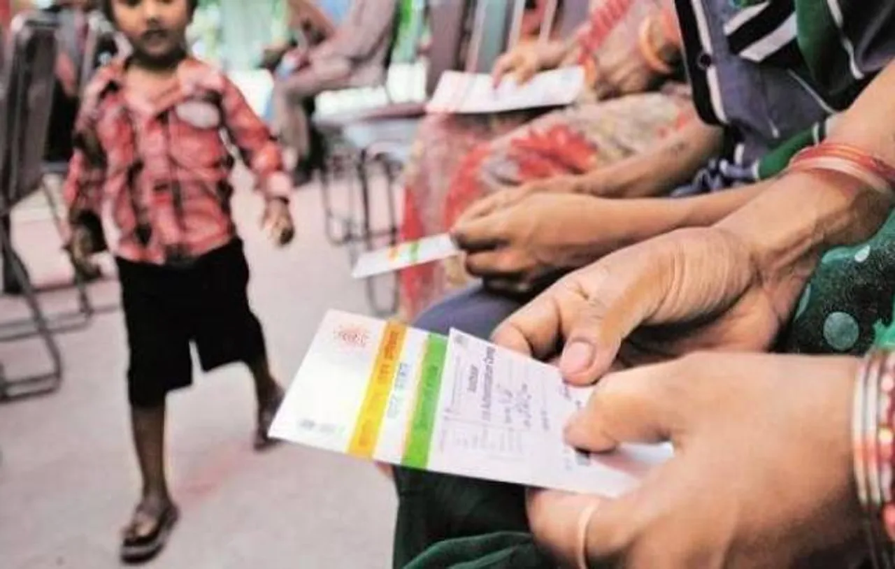 Aadhaar linking with govt services deadline March 31 can be extended, Centre tells SC
