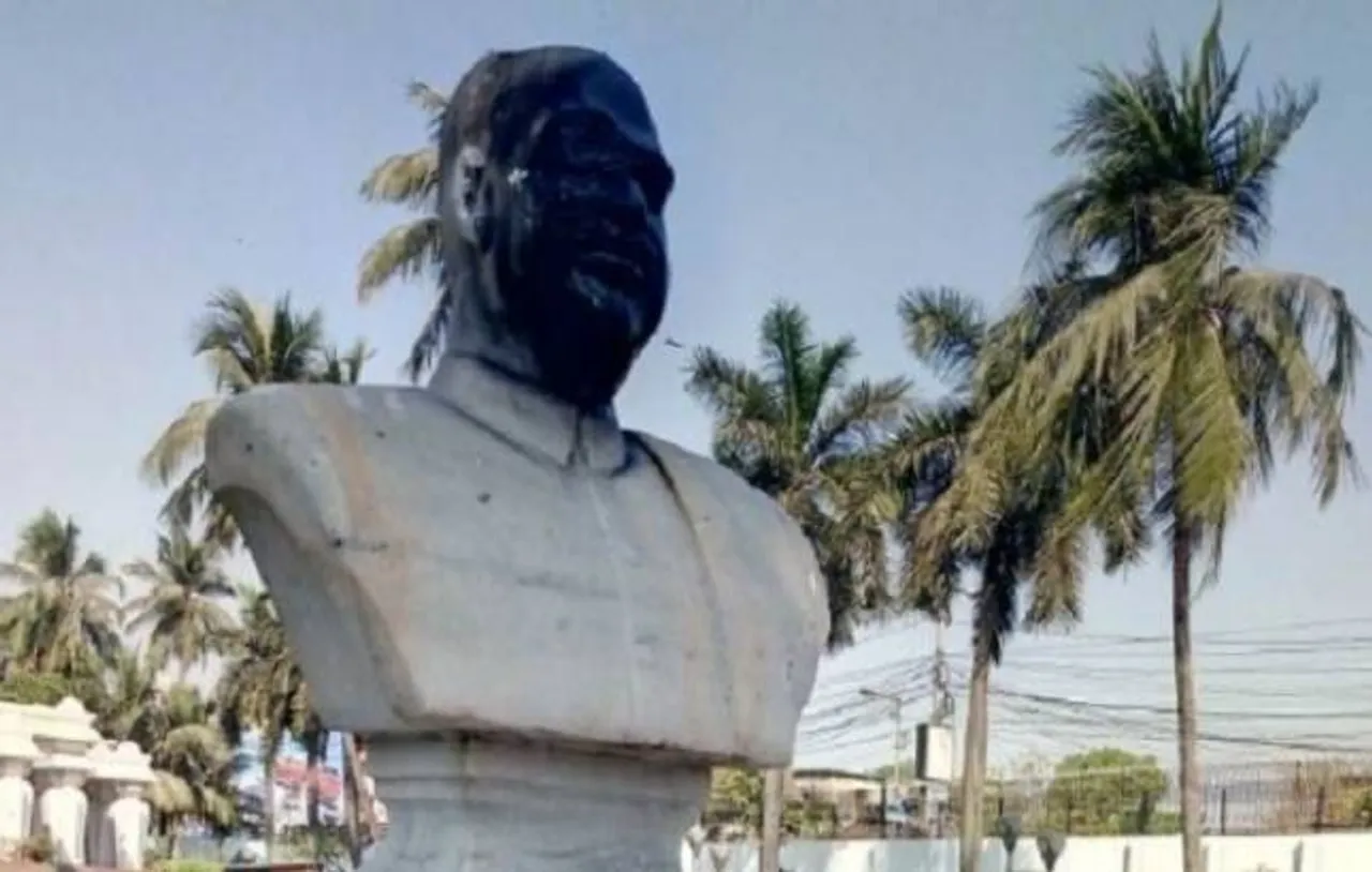 Statue vandalism: Home ministry says DMs, SPs â€˜personally responsibleâ€™ for damage