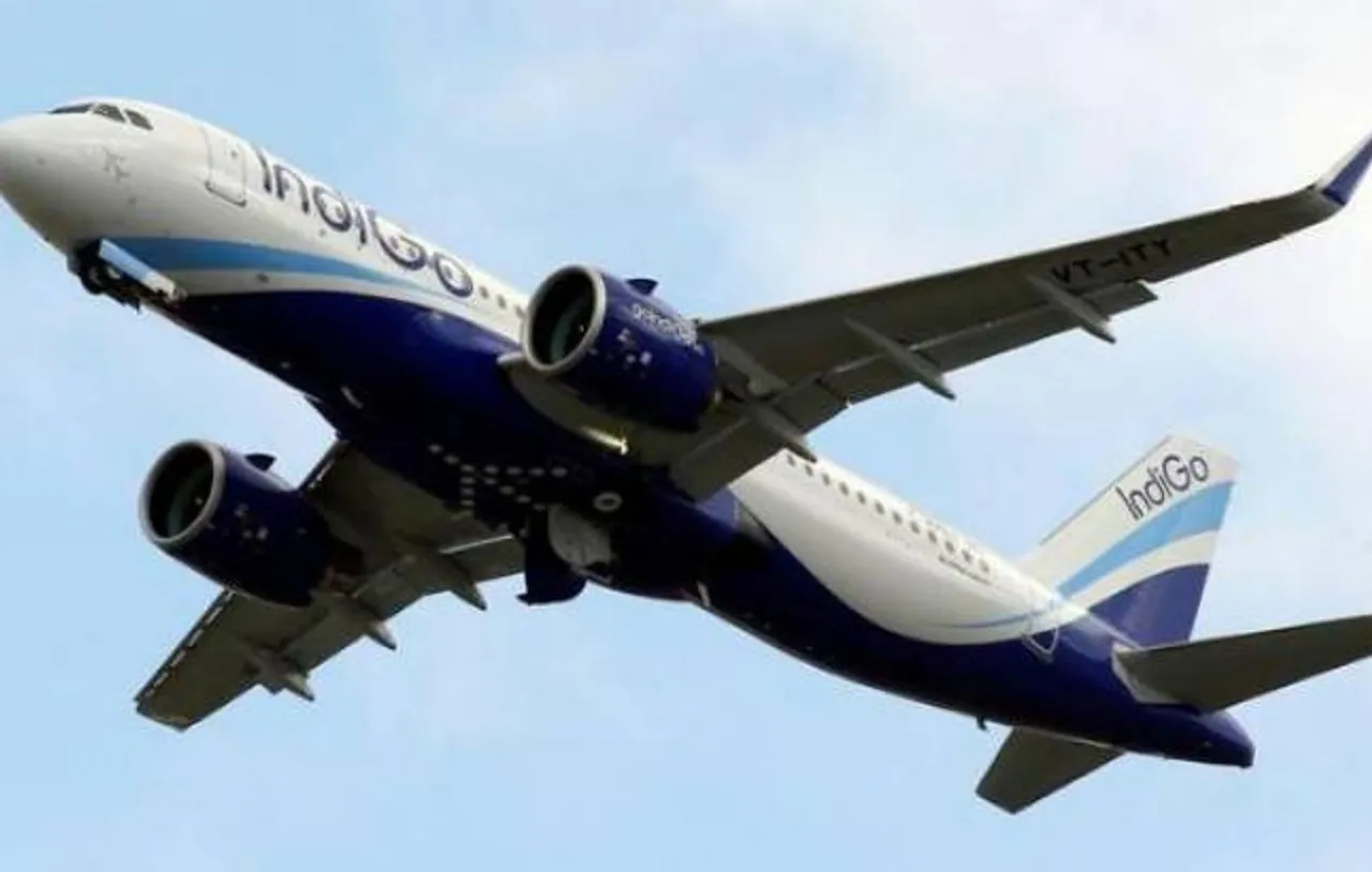 DGCA grounding 11 planes has 100s of IndiGo,GoAir pax stranded