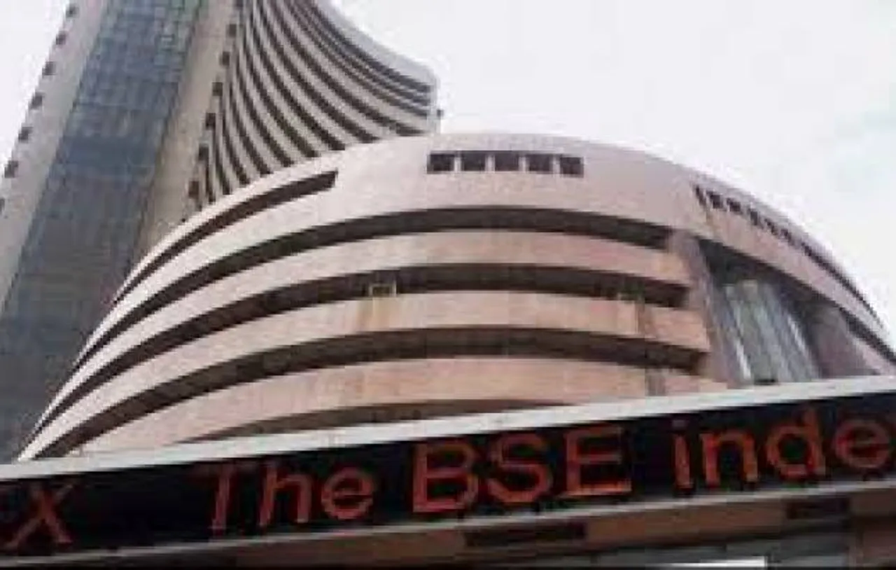 Sensex down 150 points, Nifty slips below 10,400 amid weak global cues 