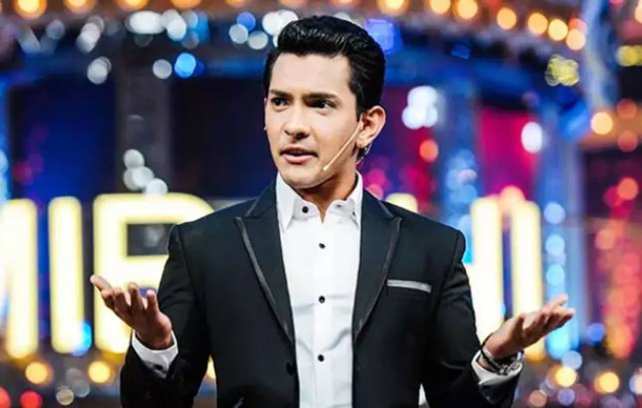 Aditya Narayan breaks silence on road accident, calls it 'unfortunate'