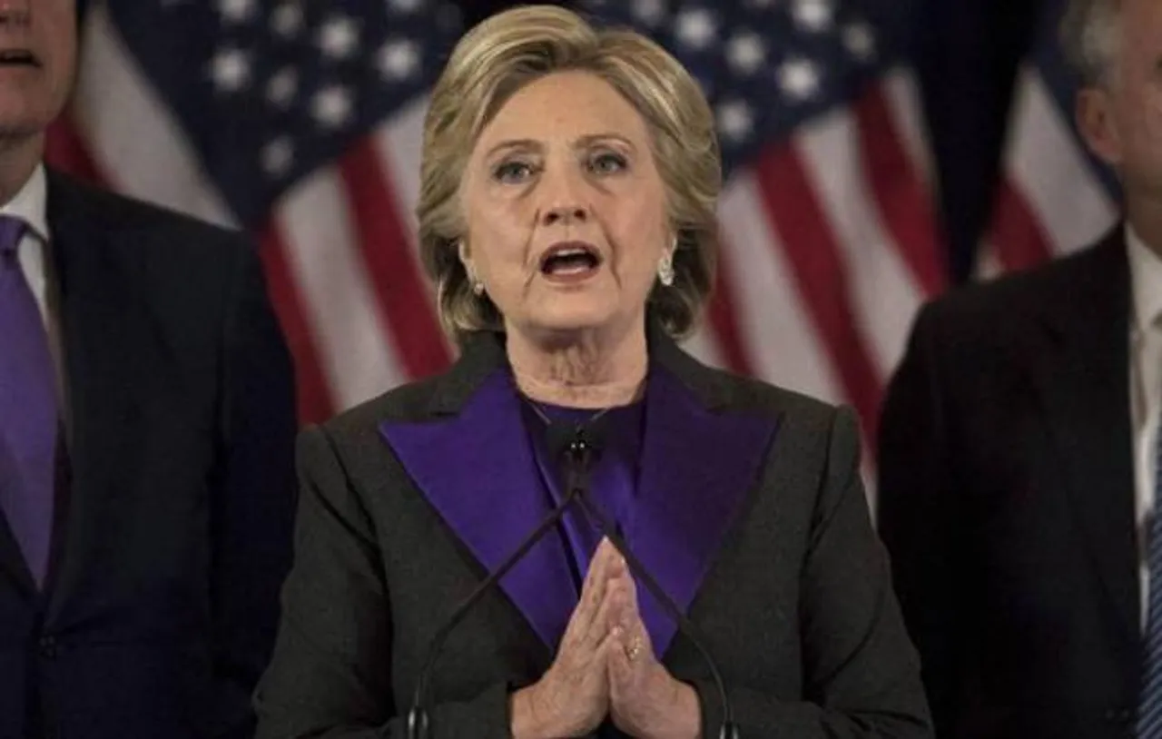 Hillary Clinton fractures her hand after slipping in bathtub during India trip